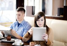 visitor-management-software-vs-traditional-logbooks:-which-is-better?